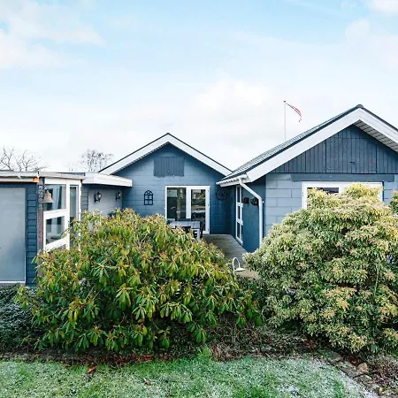 Holiday home 6 Person In Juelsminde-by Traum